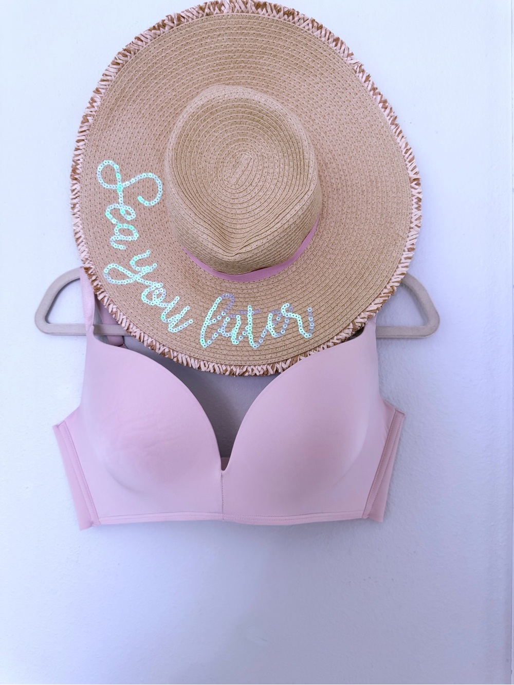 Maidenform 38D women’s Light Pink Push-Up Bra wireless side slimming EUC - Picture 2 of 14